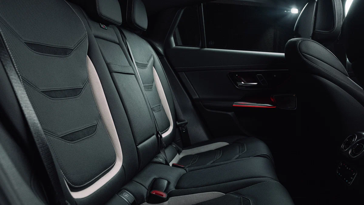 Новый Mercedes-AMG GLC 53 отказался от мотора 2.0 в пользу 3-литровой «шестёрки»