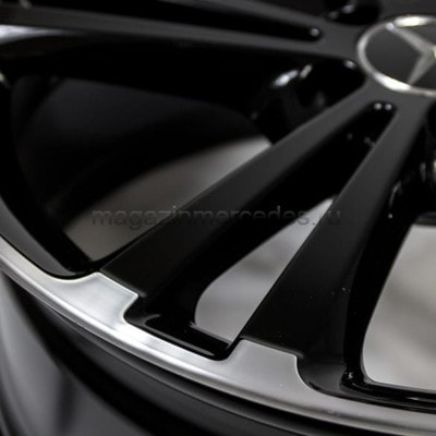   Mercedes B class W247 R18 (,  3)