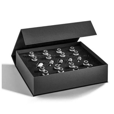 Набор шпилек AMG для Mercedes (вид 1) Набор шпилек AMG для Mercedes (фото, вид 1)