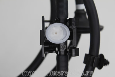 Шланг омывателя лобового стекла с форсунками и обогревом для Мерседес (вид 6) Шланг омывателя лобового стекла с форсунками и обогревом для Мерседес (фото, вид 6)