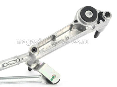 Трапеция стеклоочистителя с мотором в сборе (вид 2) Трапеция стеклоочистителя с мотором в сборе (фото, вид 2)