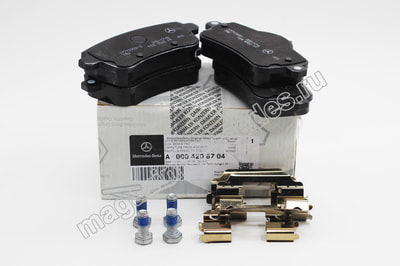 Колодки задние Mercedes (вид 3) Колодки задние Mercedes (фото, вид 3)