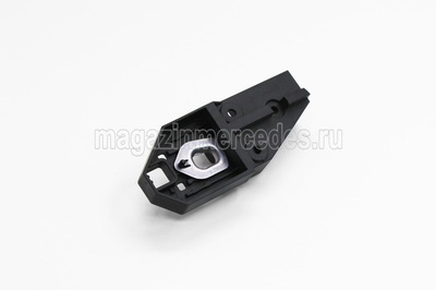       (,       GLA X156
A1568201600)