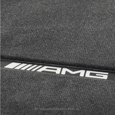    AMG  Mercedes GLA class H247 (,  4)