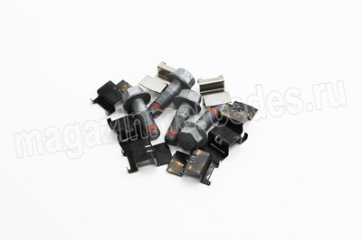      (,     
A0004203404
A0004201003 
A0004206703 )