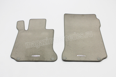     W207   (,      W207  
A20768000487L80
A2076809400647L80)