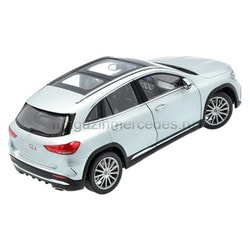   Mercedes-Benz GLA, AMG Line (H247).  2