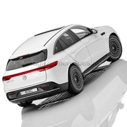   Mercedes EQC 400 4MATIC, AMG Line, Diamond White Bright.  2