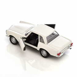 1:38   230 SL Pagode   Mercedes-Benz.  2