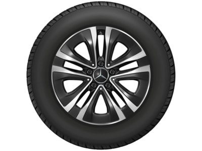  Mercedes GLA H247 R17