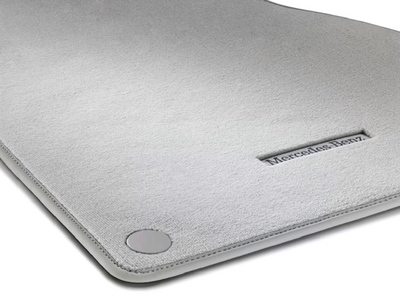   CLASSIC   4 Mercedes