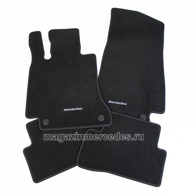 Коврики салона для Mercedes C class W205 Велюровые Черные Коврики салона для Mercedes C class W205 Велюровые Черные (фото)