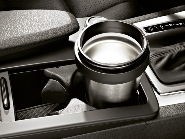 Держатель для напитков Mercedes E class W212 Держатель для напитков Mercedes E class W212