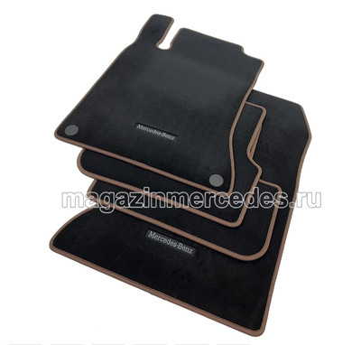 Коврики салона велюровые черные для Mercedes CLA class X117 Коврики салона велюровые черные для Mercedes CLA class X117 (фото)