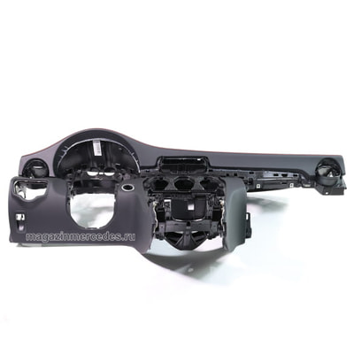   MERCEDES C-CLASS 205 ()