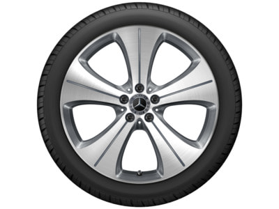  Mercedes GLA class H247 R20 ()