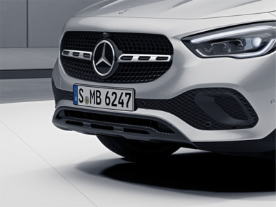 Накладка переднего бампера для Мерседес GLA H247 Накладка переднего бампера для Мерседес GLA H247 (фото)